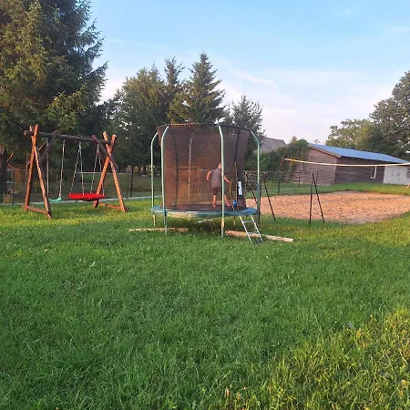 Biały Nad Stawem Huta Wielka