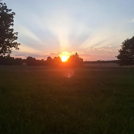 Biały Nad Stawem Huta Wielka